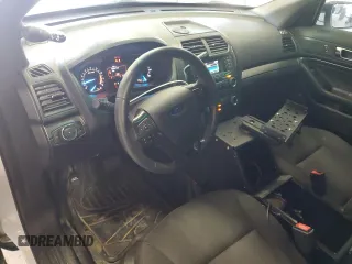 2017 Ford Police Interceptor Utility с VIN 1FM5K8AR2HGA24018, выставлен на аукционе Copart как лот 61193805 с пробегом 98 679 миль миль и Чистый • Clean title. История ставок и продаж доступна на DreamBid. Изображение 8.