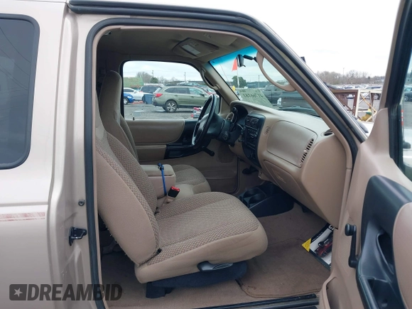 1998 Ford Ranger XL z VIN 1FTZR15X9WPA95795, wystawiony jako IAAI lot #41766181 z przebiegiem 351 532 mil mil oraz . Historia ofert i sprzedaży dostępna na DreamBid. Obrazek 5.