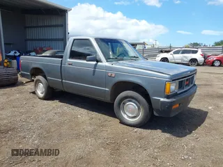 1989 GMC Sonoma with VIN 1GTBS14E7K8517217, listed as a IAAI auction lot 41789167 with 66,518 mi miles and . Bid and sale history available at DreamBid. Image 1.