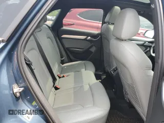 2018 Audi Q3 Premium z VIN WA1ECCFS8JR009981, wystawiony jako Copart lot #58785255 z przebiegiem 85 586 mil mil oraz Szkody całkowita. Historia ofert i sprzedaży dostępna na DreamBid. Obrazek 10.