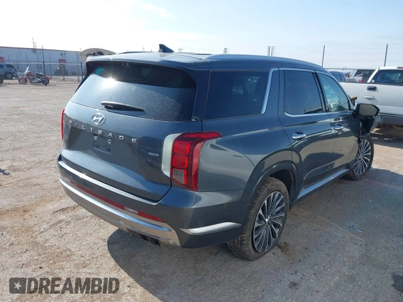 2024 Hyundai Palisade Calligraphy z VIN KM8R7DGE4RU720074, wystawiony jako IAAI lot #42344432 z przebiegiem 45 955 mil mil oraz . Historia ofert i sprzedaży dostępna na DreamBid. Obrazek 4.