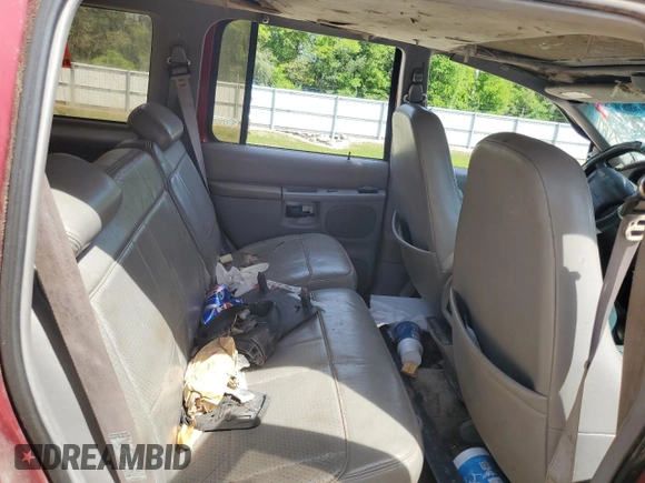 1995 Ford Explorer Eddie Bauer z VIN 1FMDU32XXSUB67930, wystawiony jako Copart lot #51514905 z przebiegiem 246 440 mil mil oraz Szkoda całkowita • Salvage title. Historia ofert i sprzedaży dostępna na DreamBid. Obrazek 11.