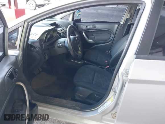 2013 Ford Fiesta SE with VIN 3FADP4EJ2DM173842, listed as a IAAI auction lot 42048262 with 82,637 mi miles. Bid and sale history available at carsss.com. Image 5.