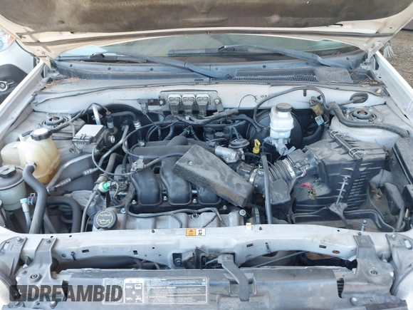 2005 Ford Escape XLT with VIN 1FMCU93145KB07103, listed as a IAAI auction lot 42571848 with 87,616 mi miles and . Bid and sale history available at DreamBid. Image 10.