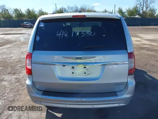 2011 Chrysler Town & Country Limited z VIN 2A4RR6DG1BR609818, wystawiony jako IAAI lot #41817330 z przebiegiem 160 482 mil mil oraz . Historia ofert i sprzedaży dostępna na DreamBid. Obrazek 17.