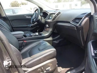 2019 Ford Edge Titanium z VIN 2FMPK3K95KBB22114, wystawiony jako IAAI lot #42432814 z przebiegiem 99 106 mil mil oraz . Historia ofert i sprzedaży dostępna na DreamBid. Obrazek 5.