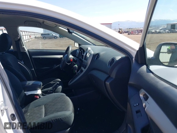 2009 Pontiac Vibe 1SB with VIN 5Y2SP67029Z419912, listed as a IAAI auction lot 42040832 with 125,866 mi miles and . Bid and sale history available at DreamBid. Image 5.