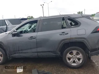 2022 Toyota RAV4 XLE с VIN 2T3P1RFV0NC311712, выставлен на аукционе IAAI как лот 42683117 с пробегом 87 493 миль миль и . История ставок и продаж доступна на DreamBid. Изображение 14.