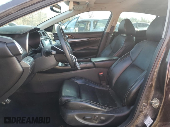 2016 Nissan Maxima SL z VIN 1N4AA6AP5GC901864, wystawiony jako Copart lot #50957965 z przebiegiem 101 570 mil mil oraz Szkody całkowita. Historia ofert i sprzedaży dostępna na DreamBid. Obrazek 7.