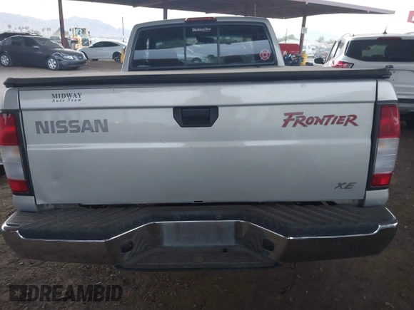 1999 Nissan Frontier XE z VIN 1N6DD26S3XC340419, wystawiony jako IAAI lot #40964630 z przebiegiem 156 431 mil mil oraz . Historia ofert i sprzedaży dostępna na DreamBid. Obrazek 16.