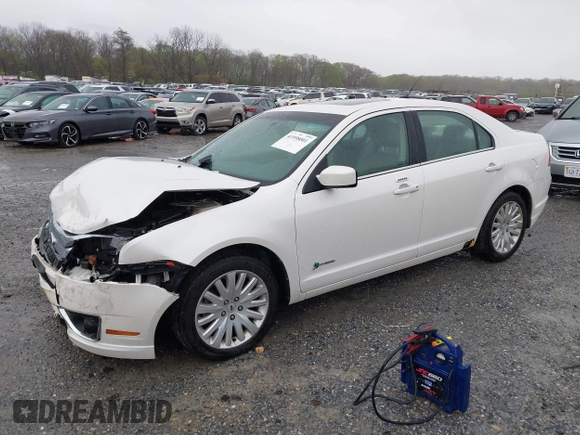 2010 Ford Fusion Hybrid with VIN 3FADP0L3XAR295179, listed as a IAAI auction lot 41958001 with 224,973 mi miles. Bid and sale history available at carsss.com. Image 17.