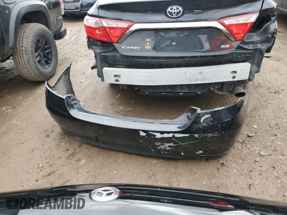 2015 Toyota Camry XLE with VIN 4T1BF1FK2FU878791, listed as a Copart auction lot 49357605 with 109,900 mi miles and Salvage Title. Bid and sale history available at DreamBid. Image 12.