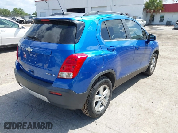 2015 Chevrolet Trax LT with VIN KL7CJLSB0FB118005, listed as a IAAI auction lot 42061422 with 106,873 mi miles. Bid and sale history available at carsss.com. Image 4.