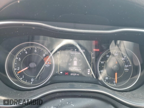 2019 Jeep Cherokee Latitude Plus с VIN 1C4PJLLB8KD382154, выставлен на аукционе Copart как лот 57723185 с пробегом 89 329 миль миль и Списание • Salvage title. История ставок и продаж доступна на DreamBid. Изображение 9.