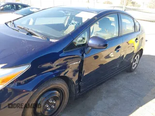 2015 Toyota Prius Four with VIN JTDKN3DU4F0455726, listed as a IAAI auction lot 41308107 with 164,778 mi miles and . Bid and sale history available at DreamBid. Image 6.
