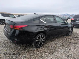 2019 Nissan Altima SR with VIN 1N4AL4CV8KC223582, listed as a Copart auction lot 45232055 with 120,312 mi miles and Salvage Title. Bid and sale history available at carsss.com. Image 3.