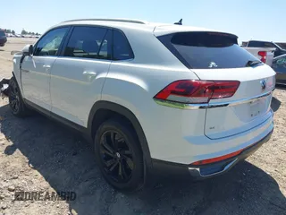 2023 Volkswagen Atlas SE с VIN 1V2KC2CA2PC220778, выставлен на аукционе IAAI как лот 42136136 с пробегом 30 370 миль миль и . История ставок и продаж доступна на DreamBid. Изображение 3.
