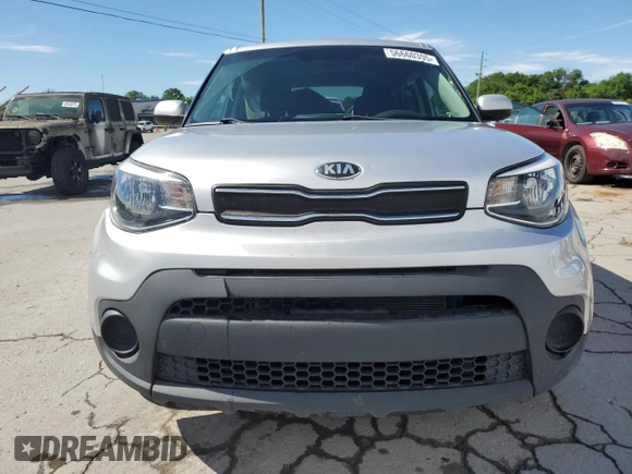 2019 Kia Soul z VIN KNDJN2A2XK7022907, wystawiony jako Copart lot #56660305 z przebiegiem 42 822 mil mil oraz Szkoda całkowita • Salvage title. Historia ofert i sprzedaży dostępna na DreamBid. Obrazek 5.