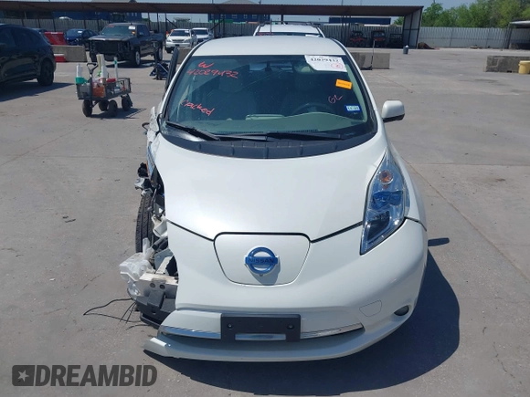 2013 Nissan LEAF SL z VIN 1N4AZ0CP8DC413085, wystawiony jako IAAI lot #42029432 z przebiegiem 62 076 mil mil oraz . Historia ofert i sprzedaży dostępna na DreamBid. Obrazek 12.