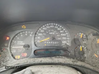 2006 GMC Sierra 3500 WT z VIN 1GDJK34U56E167281, wystawiony jako Copart lot #76955914 z przebiegiem 197 351 mil mil oraz Szkody całkowita. Historia ofert i sprzedaży dostępna na DreamBid. Obrazek 9.