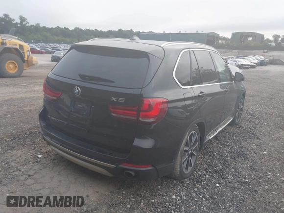 2017 BMW X5 xDrive35i z VIN 5UXKR0C58H0U55596, wystawiony jako IAAI lot #40291461 z przebiegiem 97 720 mil mil oraz . Historia ofert i sprzedaży dostępna na DreamBid. Obrazek 4.
