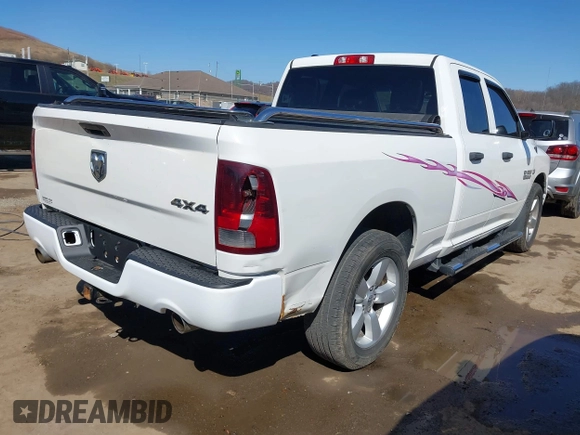 2014 Ram 1500 Express z VIN 1C6RR7FT3ES192539, wystawiony jako IAAI lot #41760162 z przebiegiem 107 098 mil mil oraz . Historia ofert i sprzedaży dostępna na DreamBid. Obrazek 4.