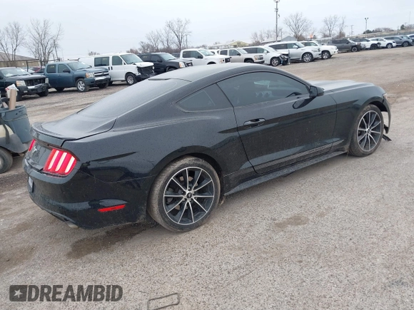 2015 Ford Mustang EcoBoost z VIN 1FA6P8TH5F5342079, wystawiony jako IAAI lot #41902469 z przebiegiem 145 395 mil mil oraz . Historia ofert i sprzedaży dostępna na DreamBid. Obrazek 4.