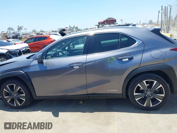 2020 Lexus UX 250h with VIN JTHP9JBH9L2020588, listed as a IAAI auction lot 42543365 with 61,792 mi miles and . Bid and sale history available at DreamBid. Image 14.