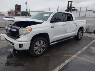 2016 Toyota Tundra 2WD SR5 with VIN 5TFGY5F12GX194147, listed as a IAAI auction lot 41877936 with 61,509 mi miles. Bid and sale history available at carsss.com. Image 17.
