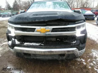2022 Chevrolet Silverado 1500 LT with VIN 1GCPDKEKXNZ579932, listed as a IAAI auction lot 41479795 with 62,352 mi miles. Bid and sale history available at carsss.com. Image 6.