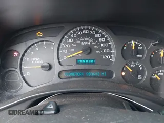 2004 Chevrolet Avalanche z VIN 3GNEK12T64G181370, wystawiony jako IAAI lot #41729410 z przebiegiem 203 633 mil mil oraz . Historia ofert i sprzedaży dostępna na DreamBid. Obrazek 7.