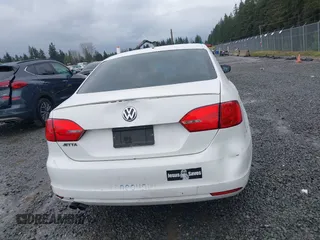 2012 Volkswagen Jetta S с VIN 3VW2K7AJ5CM315538, выставлен на аукционе IAAI как лот 41856779 с пробегом 143 695 миль миль и . История ставок и продаж доступна на DreamBid. Изображение 17.