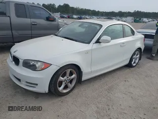 2008 BMW 3 Series 328i with VIN WBAVA37598NL50566, listed as a IAAI auction lot 41853168 with 1 mi miles. Bid and sale history available at carsss.com. Image 2.