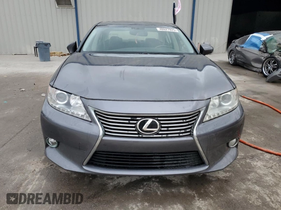 2014 Lexus ES 330 with VIN JTHBK1GG1E2133081, listed as a Copart auction lot 48027825 with 170,172 mi miles and Salvage title. Bid and sale history available at DreamBid. Image 5.