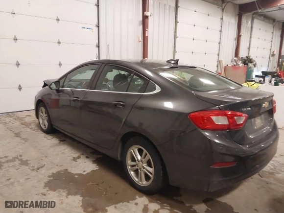 2017 Chevrolet Cruze LT with VIN 1G1BE5SM8H7226032, listed as a IAAI auction lot 41562107 with 110,620 mi miles. Bid and sale history available at carsss.com. Image 3.