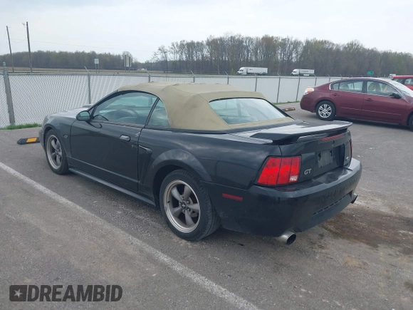 2001 Ford Mustang GT Deluxe с VIN 1FAFP45X81F227055, выставлен на аукционе IAAI как лот 42026993 с пробегом 150 250 миль миль и . История ставок и продаж доступна на DreamBid. Изображение 3.