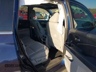 2019 Honda Pilot EX-L with VIN 5FNYF6H55KB024934, listed as a IAAI auction lot 41878656 with 102,129 mi miles. Bid and sale history available at carsss.com. Image 8.