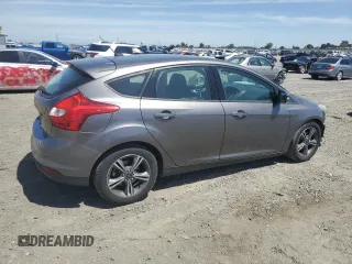 2014 Ford Focus SE z VIN 1FADP3K24EL317353, wystawiony jako Copart lot #57181215 z przebiegiem 144 495 mil mil oraz Szkoda całkowita • Salvage title. Historia ofert i sprzedaży dostępna na DreamBid. Obrazek 3.