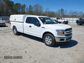 2018 Ford F-150 XL z VIN 1FTFX1C57JKF08037, wystawiony jako IAAI lot #41863806 z przebiegiem 195 725 mil mil oraz . Historia ofert i sprzedaży dostępna na DreamBid. Obrazek 1.