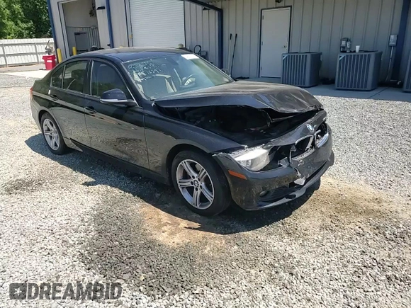 2015 BMW 3 Series 320i xDrive with VIN WBA3C3C5XFK202500, listed as a Copart auction lot 54671075 with 111,168 mi miles and Salvage title. Bid and sale history available at DreamBid. Image 13.