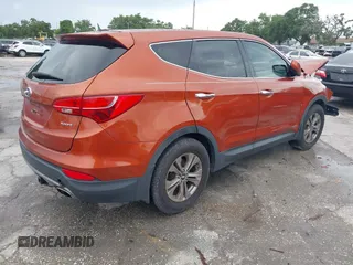 2015 Hyundai Santa Fe z VIN 5XYZT3LB7FG299504, wystawiony jako IAAI lot #42434744 z przebiegiem 104 570 mil mil oraz . Historia ofert i sprzedaży dostępna na DreamBid. Obrazek 4.