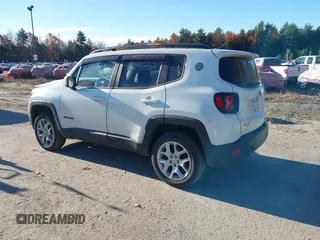 2017 Jeep Renegade Latitude с VIN ZACCJBBB0HPG44432, выставлен на аукционе IAAI как лот 40698853 с пробегом 98 533 миль миль и . История ставок и продаж доступна на DreamBid. Изображение 3.