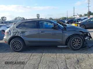 2018 Porsche Macan with VIN WP1AA2A54JLB14685, listed as a IAAI auction lot 41906101 with Not provided miles and . Bid and sale history available at DreamBid. Image 12.