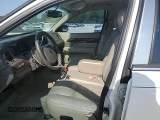 2009 Mercury Grand Marquis LS z VIN 2MEHM75V09X625483, wystawiony jako Copart lot #55206985 z przebiegiem 123 577 mil mil oraz Szkoda całkowita • Salvage title. Historia ofert i sprzedaży dostępna na DreamBid. Obrazek 7.