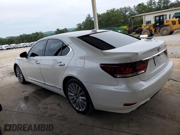 2014 Lexus LS 460 with VIN JTHCL5EF3E5021058, listed as a Copart auction lot 55998885 with 320,339 mi miles and Salvage title. Bid and sale history available at DreamBid. Image 2.