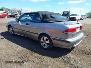 2002 Saab 9-3 SE z VIN YS3DF78K727009327, wystawiony jako IAAI lot #41839157 z przebiegiem 88 140 mil mil oraz . Historia ofert i sprzedaży dostępna na DreamBid. Obrazek 3.
