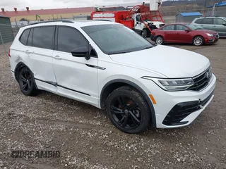 2023 Volkswagen Tiguan SE R-Line Black с VIN 3VV8B7AX3PM073289, выставлен на аукционе IAAI как лот 41645916 с пробегом 64 525 миль миль и . История ставок и продаж доступна на DreamBid. Изображение 1.