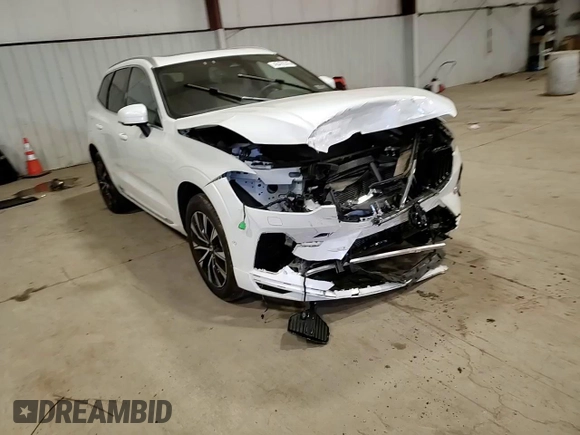 2023 Volvo XC60 Plus Bright Theme with VIN YV4L12RN3P1323237, listed as a Copart auction lot 45478745 with 16,592 mi miles and Salvage Title. Bid and sale history available at carsss.com. Image 15.