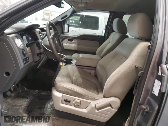 2010 Ford F-150 XL z VIN 1FTEX1E80AFB17145, wystawiony jako Copart lot #56882925 z przebiegiem 101 685 mil mil oraz Nie do naprawy • Non repairable. Historia ofert i sprzedaży dostępna na DreamBid. Obrazek 7.