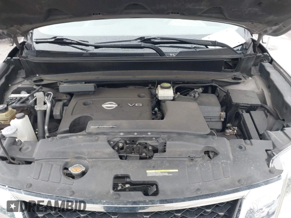 2013 Nissan Pathfinder S with VIN 5N1AR2MM5DC689696, listed as a IAAI auction lot 41445945 with 121,902 mi miles. Bid and sale history available at carsss.com. Image 10.